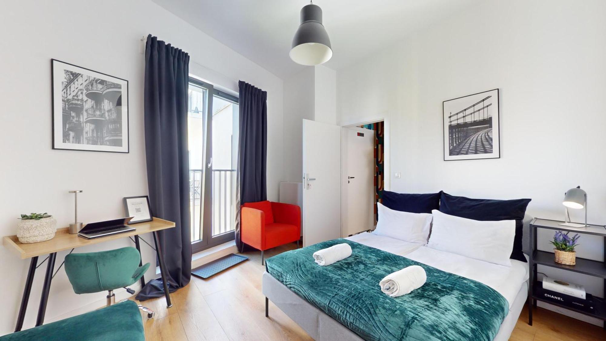 Family House Near The Market Square -Perfect For Family & Business Stays - Ksiecia Witolda Street 500 Steps To Market Square - 2 Bedrooms,2 Parking Places 弗罗茨瓦夫 外观 照片